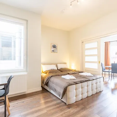 Grosszuegiges 85 M Altstadt-apartment Zentral Wohnen, Angenehm Ruhig דירה Osnabrück