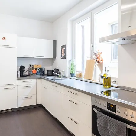 Grosszuegiges 85 M Altstadt-apartment Zentral Wohnen, Angenehm Ruhig