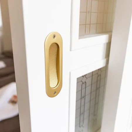 Grosszuegiges 85 M Altstadt-apartment Zentral Wohnen, Angenehm Ruhig *