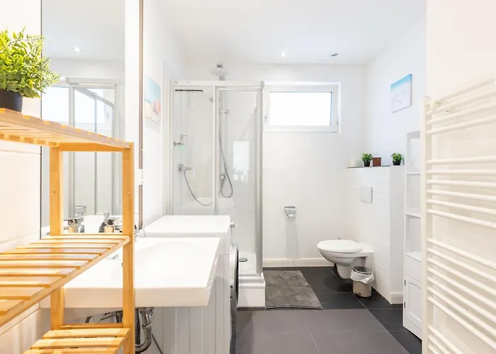 Grosszuegiges 85 M Altstadt-apartment Zentral Wohnen, Angenehm Ruhig Appartement *